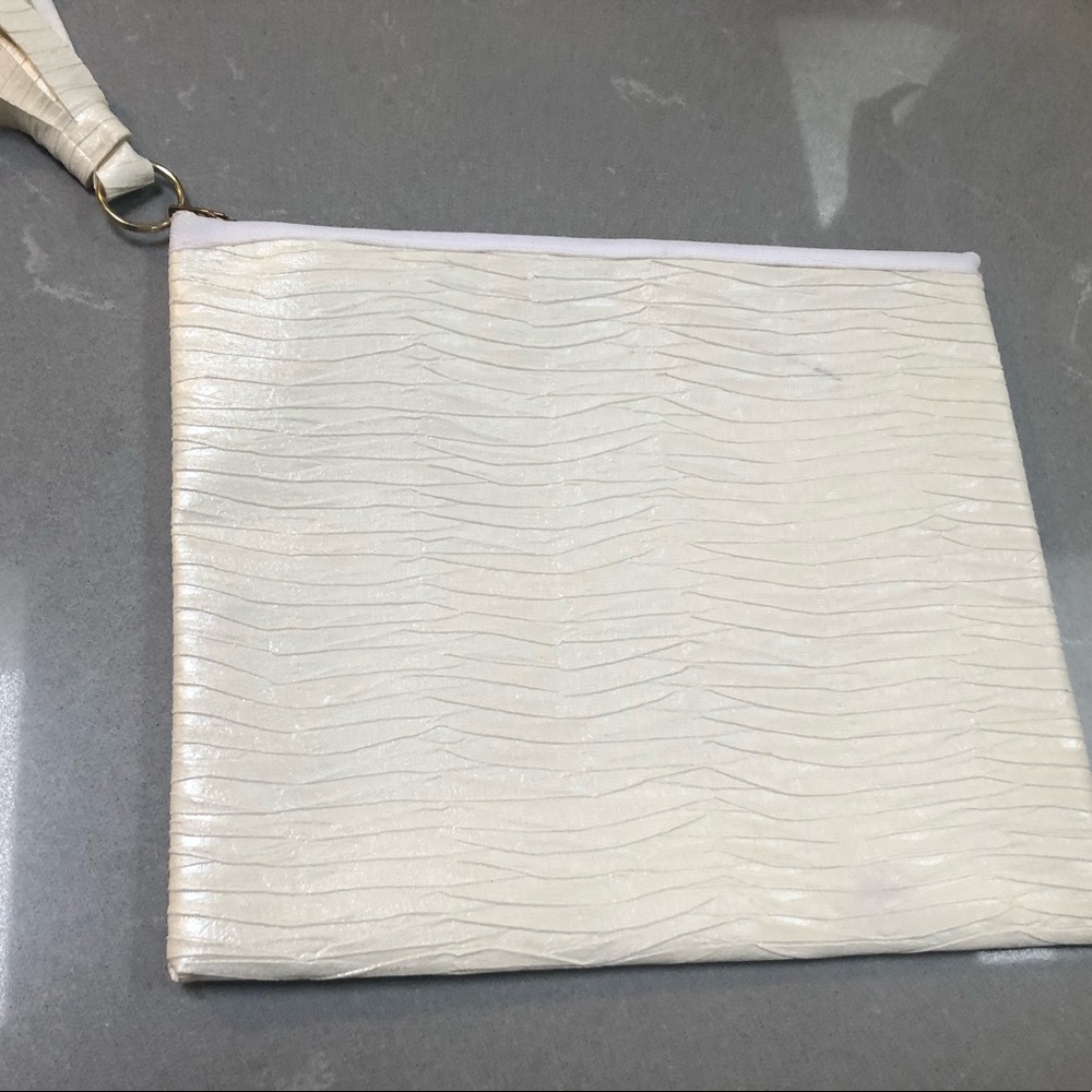 White Clutch